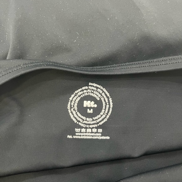 KT by Knix Teen Leakproof Period Swim sport one-piece - Size M (kids 16 to 20) - Picture 7 of 9